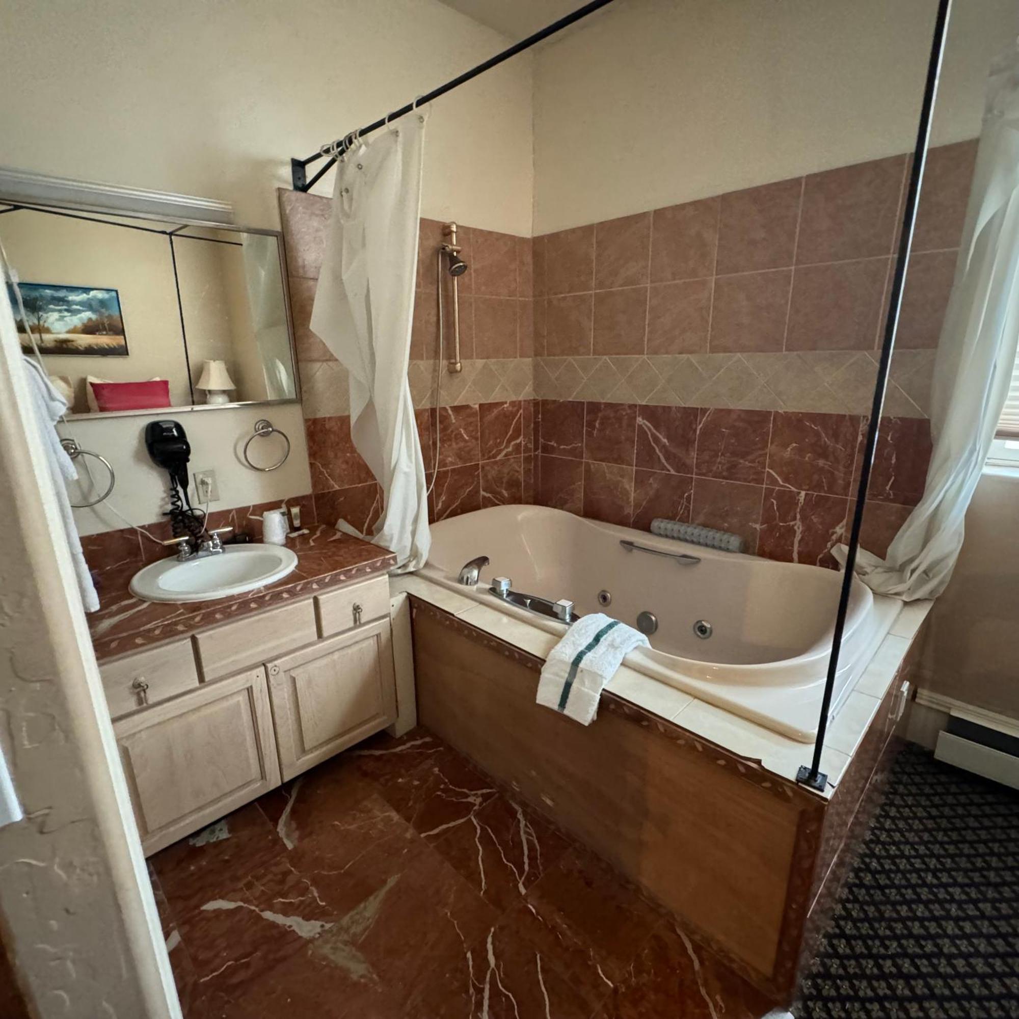 Steam Train Hotel Antonito Екстериор снимка