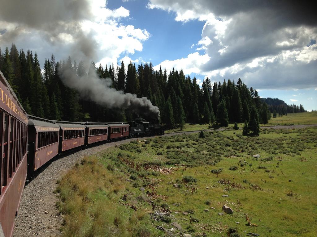 Steam Train Hotel Antonito Екстериор снимка